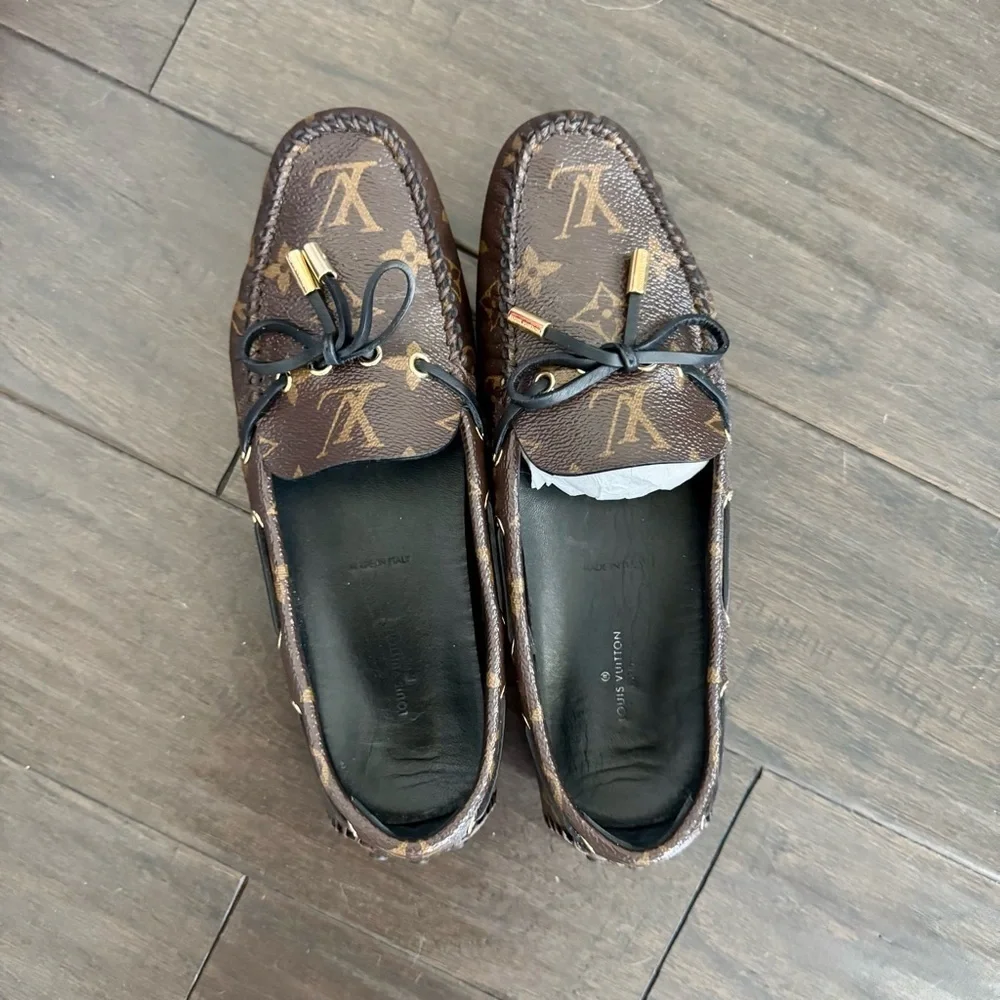 Louis Vuitton Patent Monogram Gloria Loafers 37.5